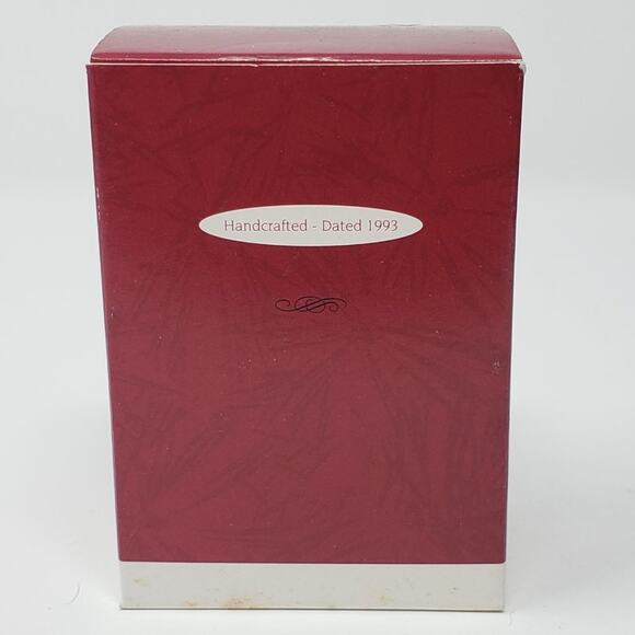 1993 Hallmark Niece Handcrafted Keepsake Holiday Christmas Ornament. - Picture 2 of 7